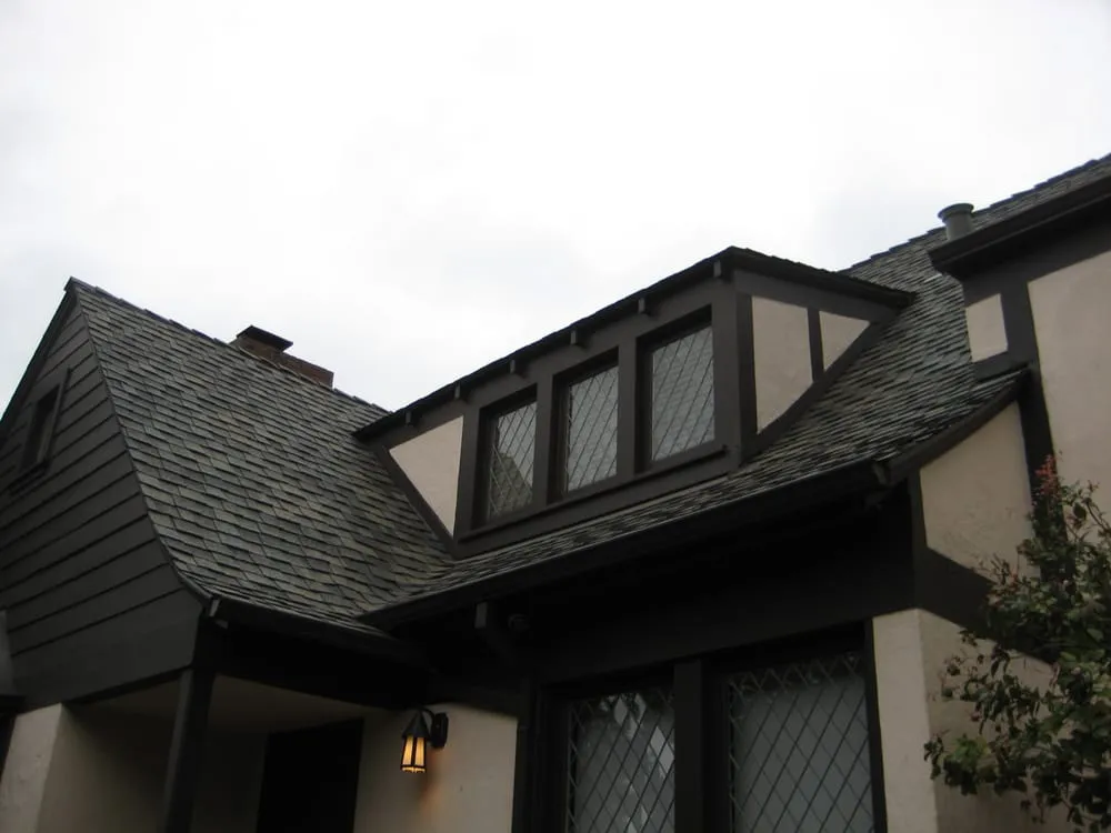 Slide of Fidelity Roof Company