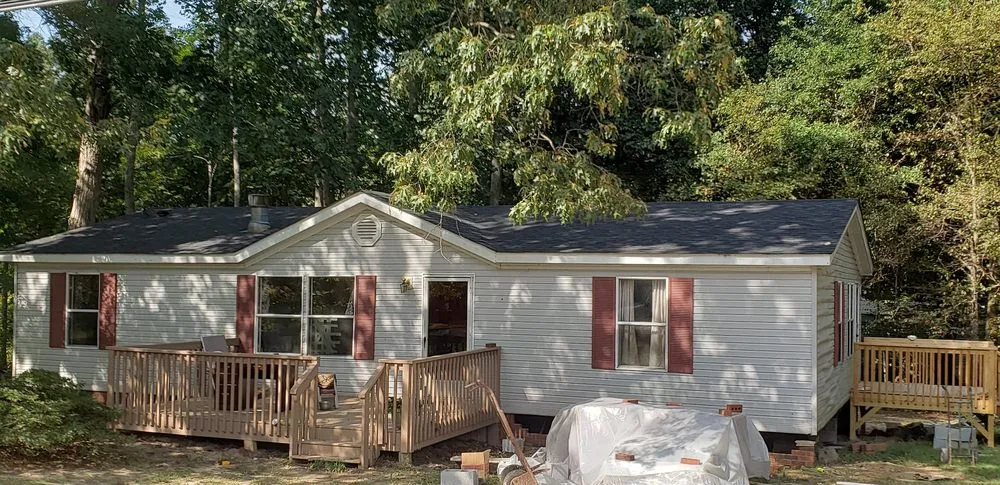 Slide of Fidelity Roofing