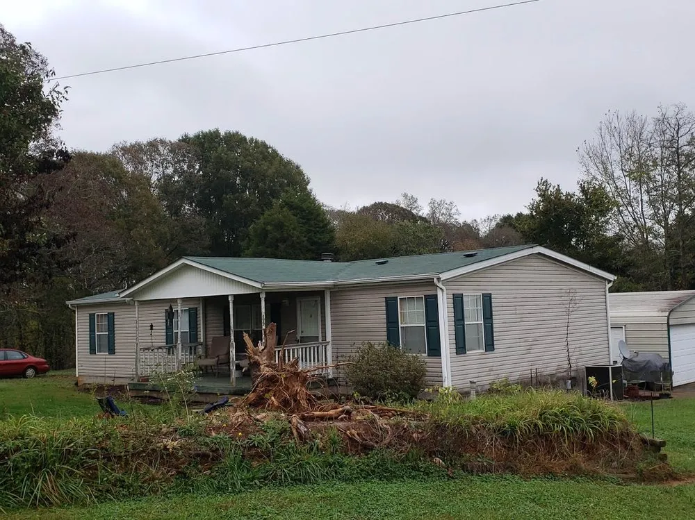 Slide of Fidelity Roofing