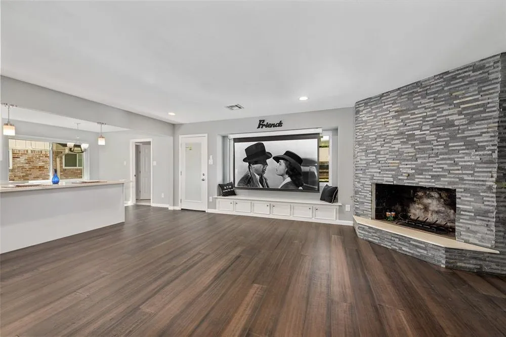 Slide of Fiesta Construction