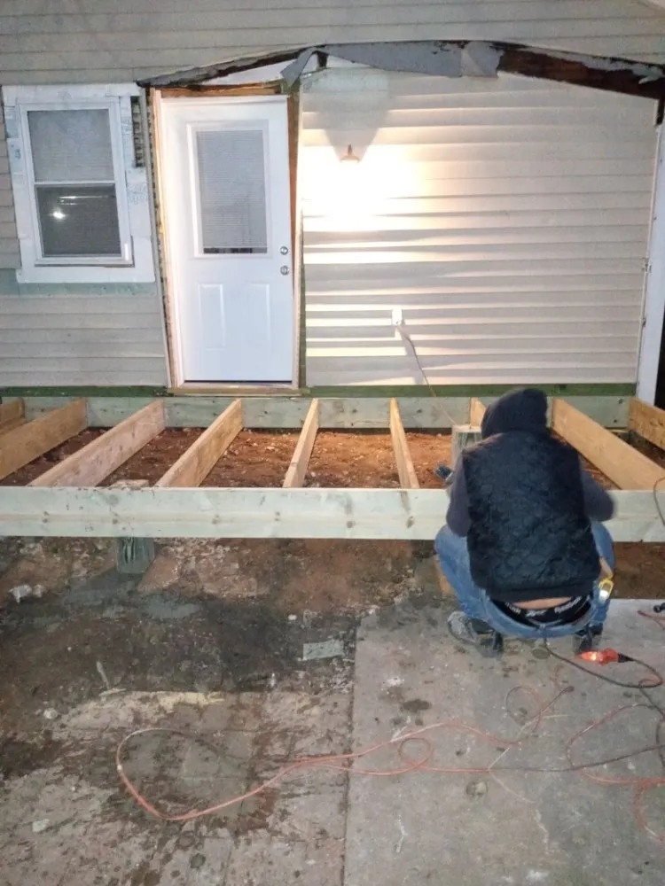 Slide of Figueroa Roofing & Construction