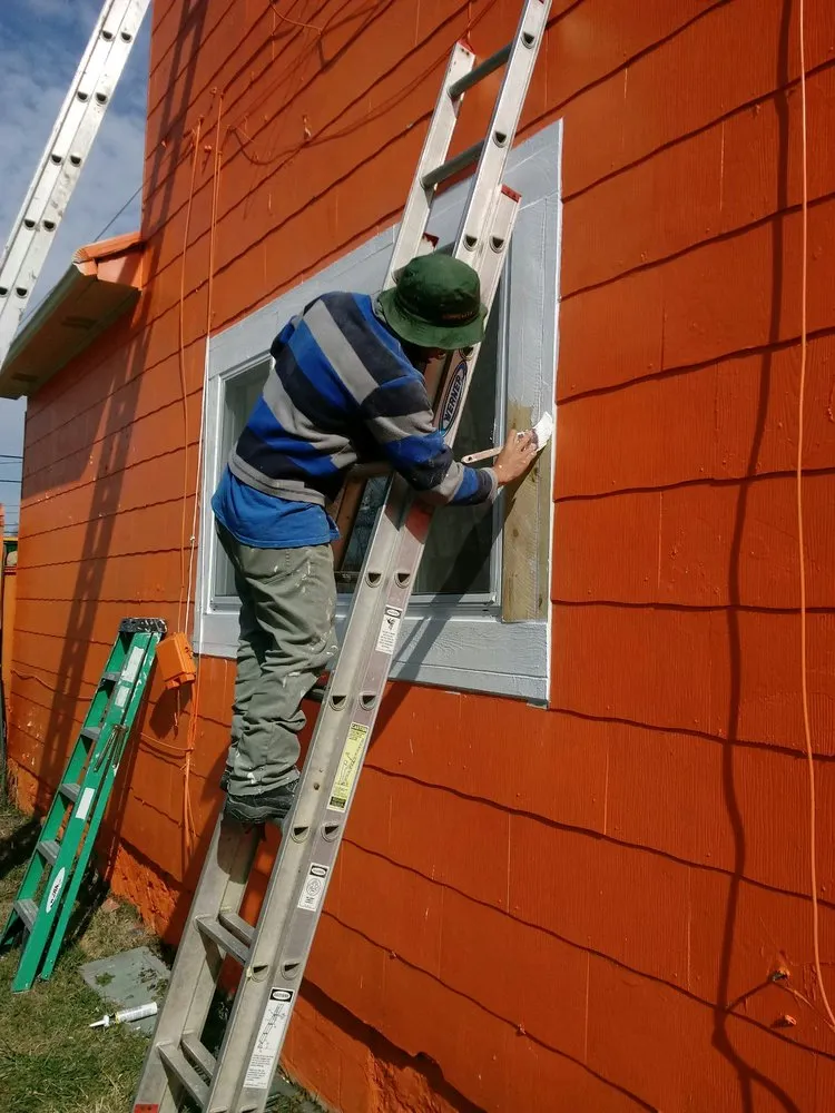 Slide of Figueroa Roofing & Construction