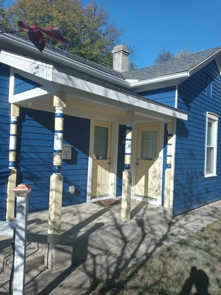 Slide of Figueroa Roofing & Construction