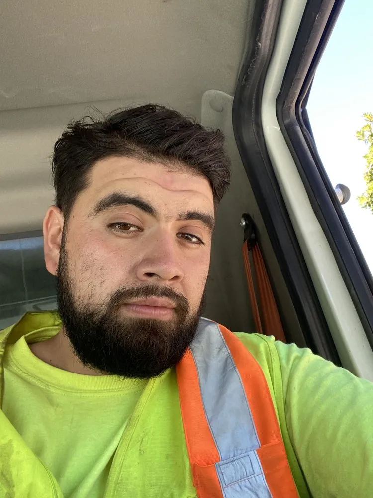 Slide of Figueroa’s Roofing