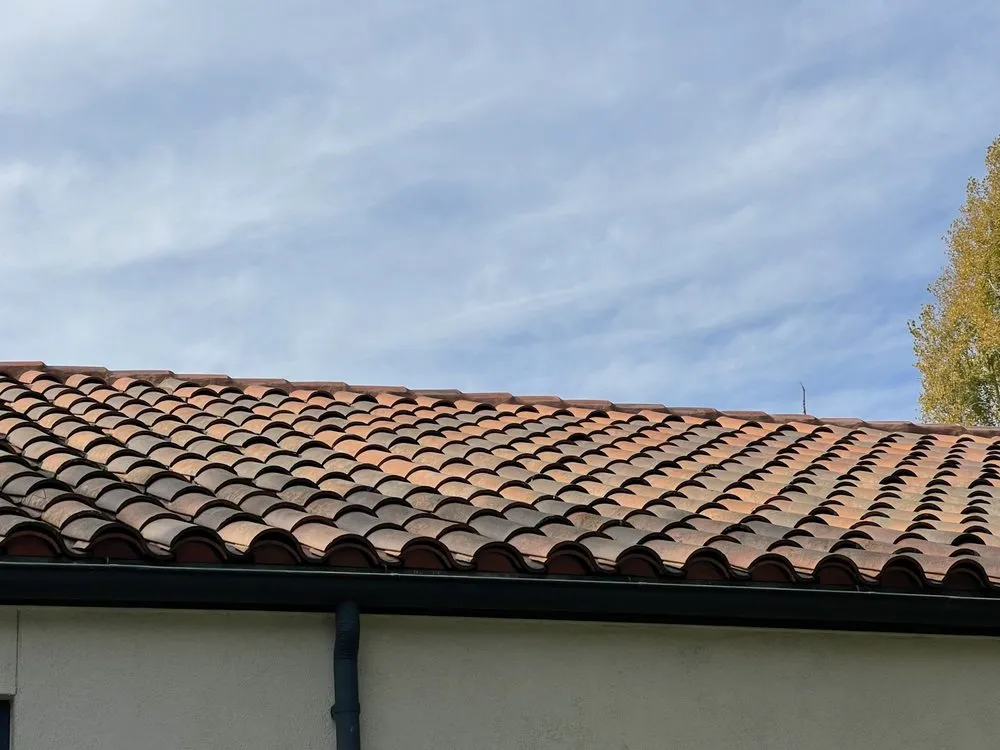 Slide of Fili's Roofing