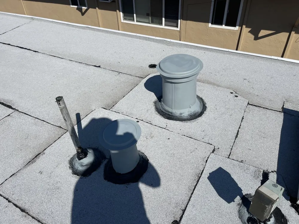 Slide of Fili's Roofing