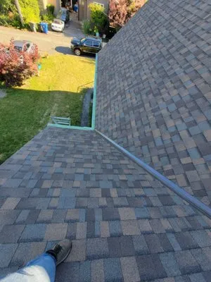 Final Roofing & Retro-Fit Logo