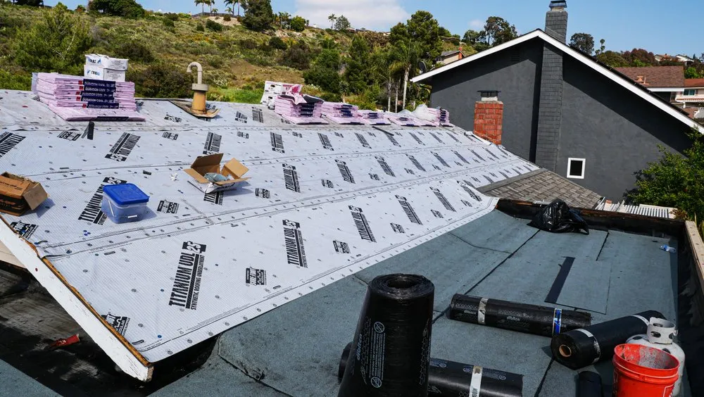 Slide of Finest City Roofing