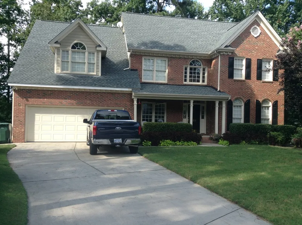 Slide of Finishin' Touch Roofing