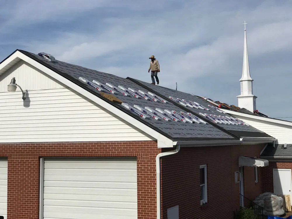 Slide of Finishin' Touch Roofing