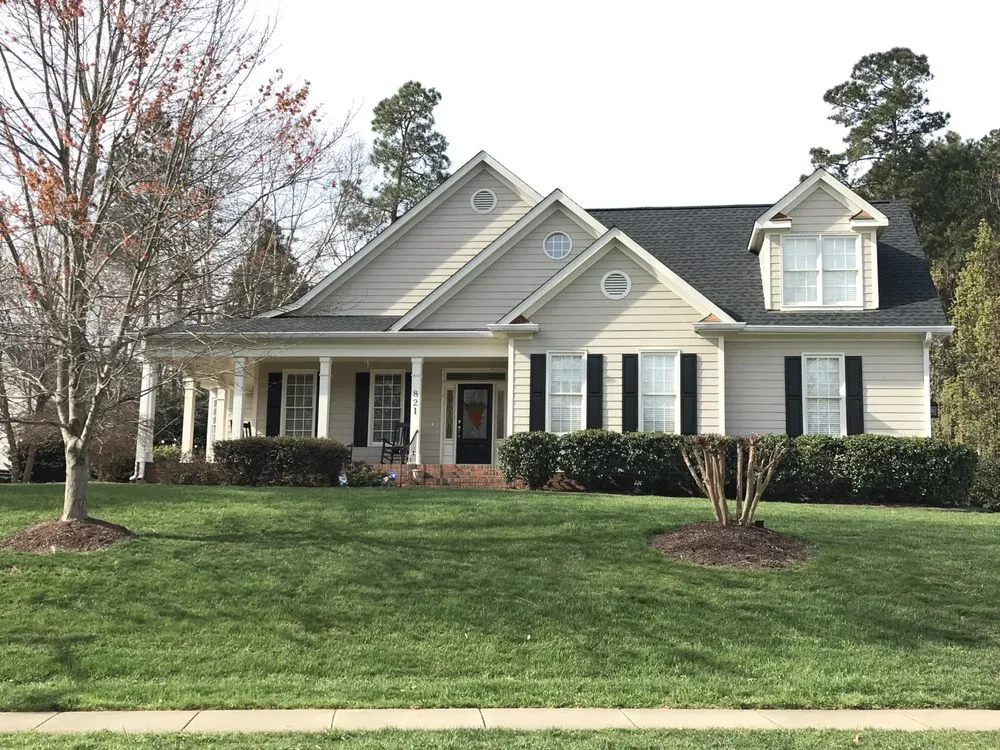 Slide of Finishin' Touch Roofing