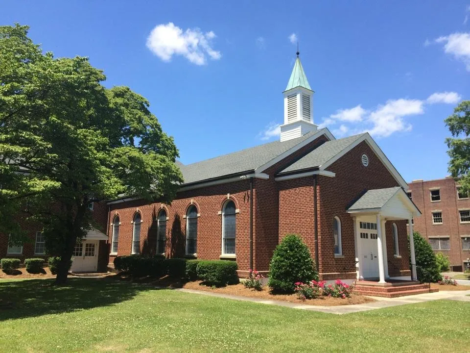 Slide of Finishin' Touch Roofing