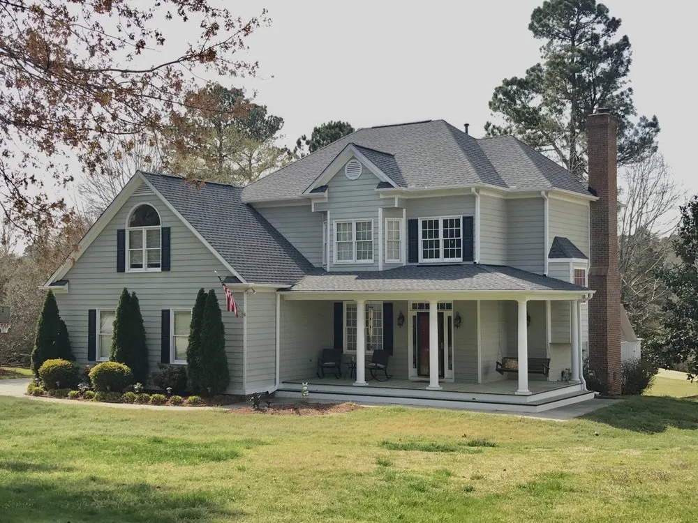 Slide of Finishin' Touch Roofing