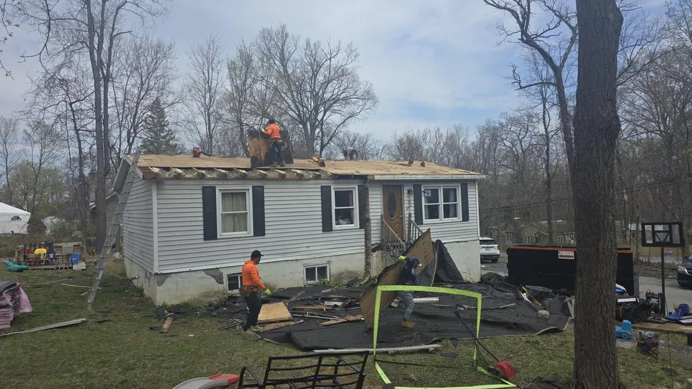 Licensed shingle roofing service experts serving Rock Tavern, NY - Firehouse Roofing