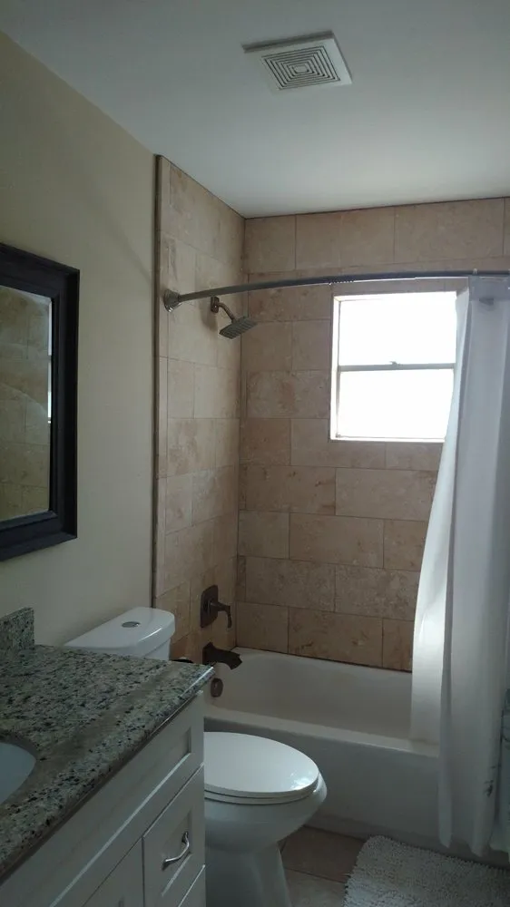 Slide of First Choice Framing, Siding, And Painting