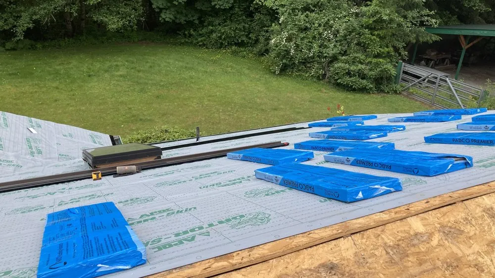 Slide of First Choice Roofing