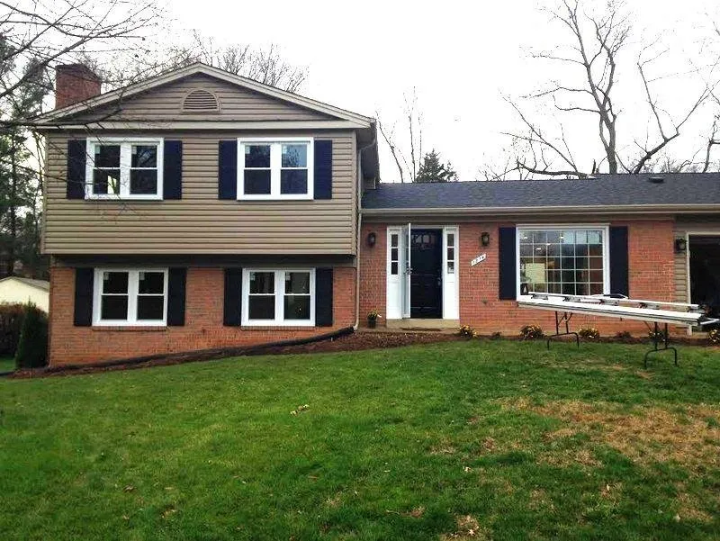 Slide of First Choice Windows