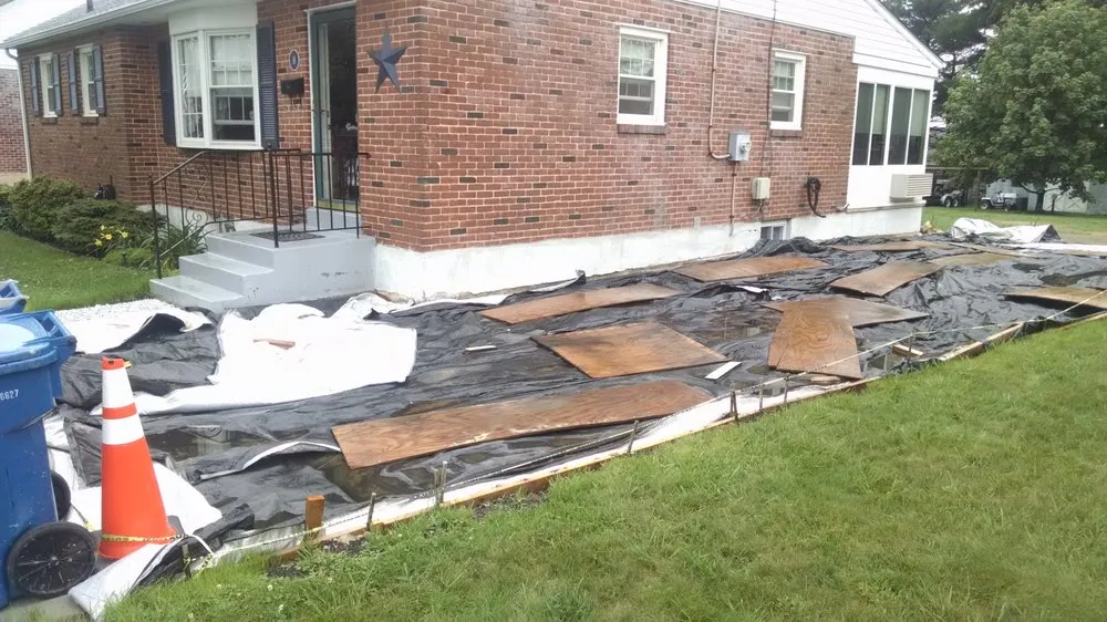 Slide of First Class Contracting