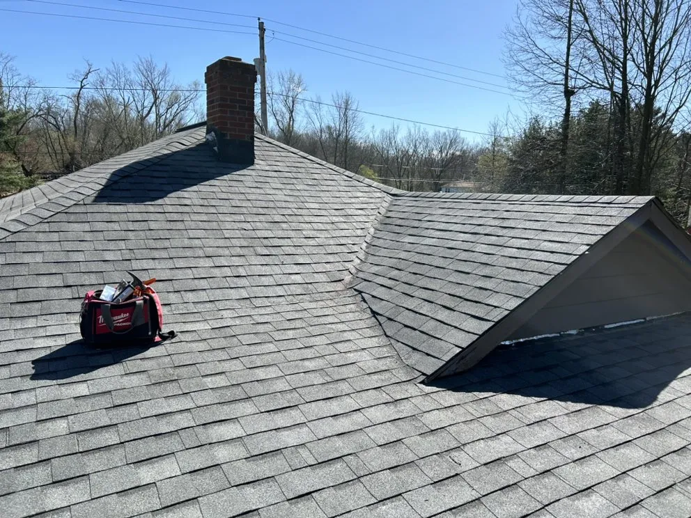 Licensed shingle roofing service experts serving Saegertown, PA - First Rate roofing and construction