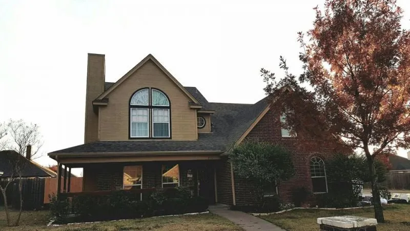 Slide of First Texas Roofing