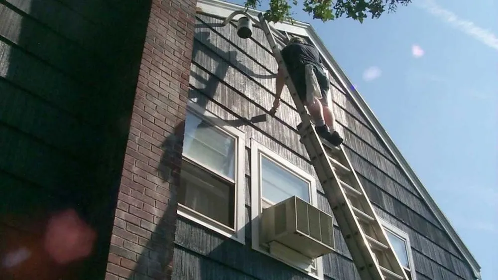 Slide of Fischer Roofing, Painting and Gutters