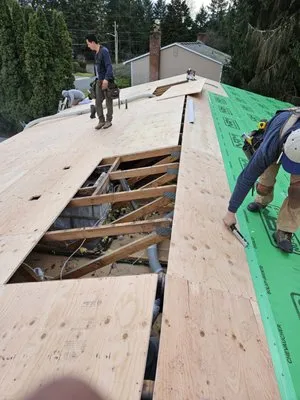 Fishermen's Roofing Logo