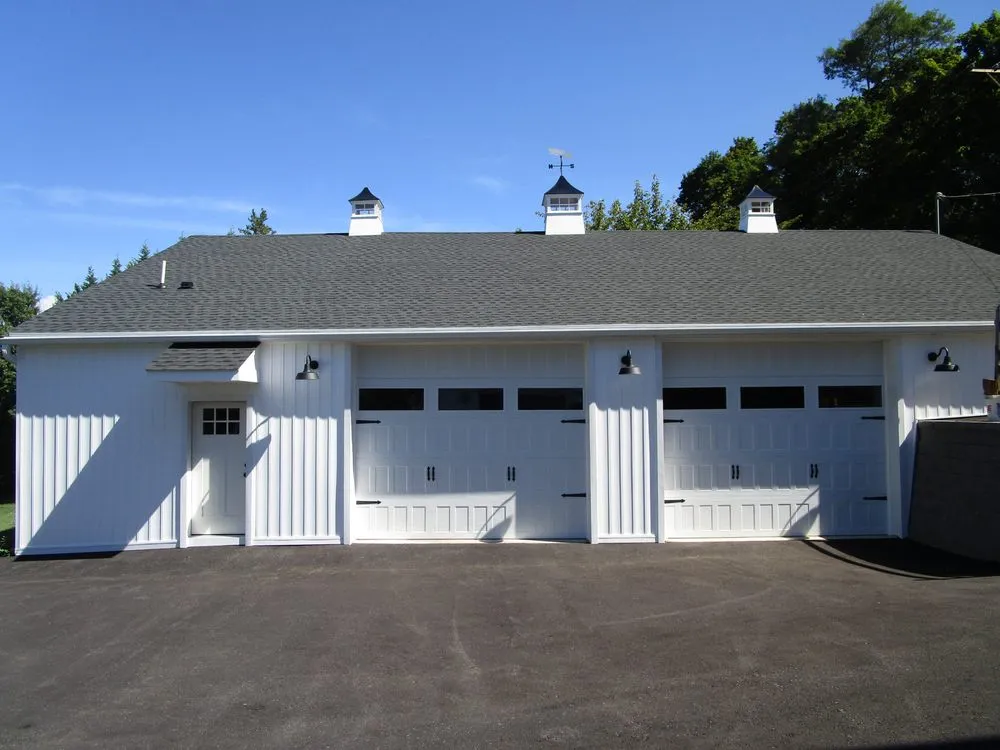 Licensed roof repair experts serving Kinzers, PA - Fisher's Roofing & Siding