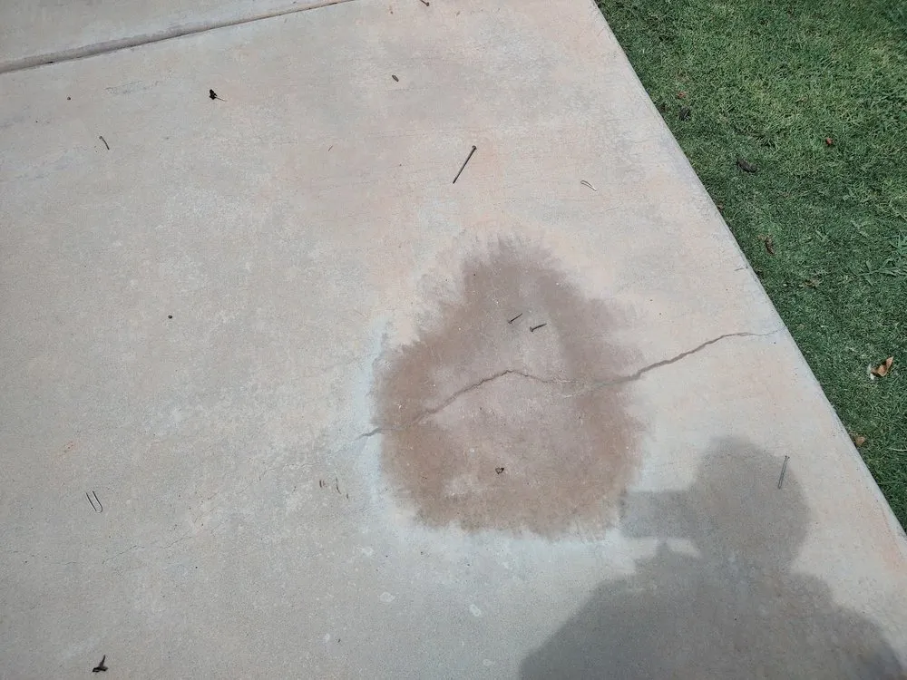 Slide of Five Guys Roofing