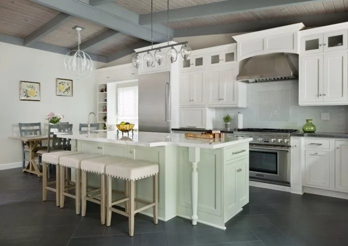 Slide of Five Star Construction