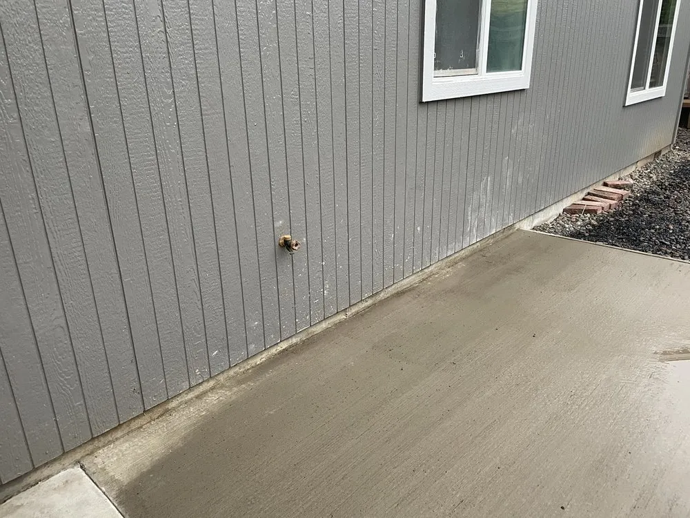 Slide of Five Star Exteriors