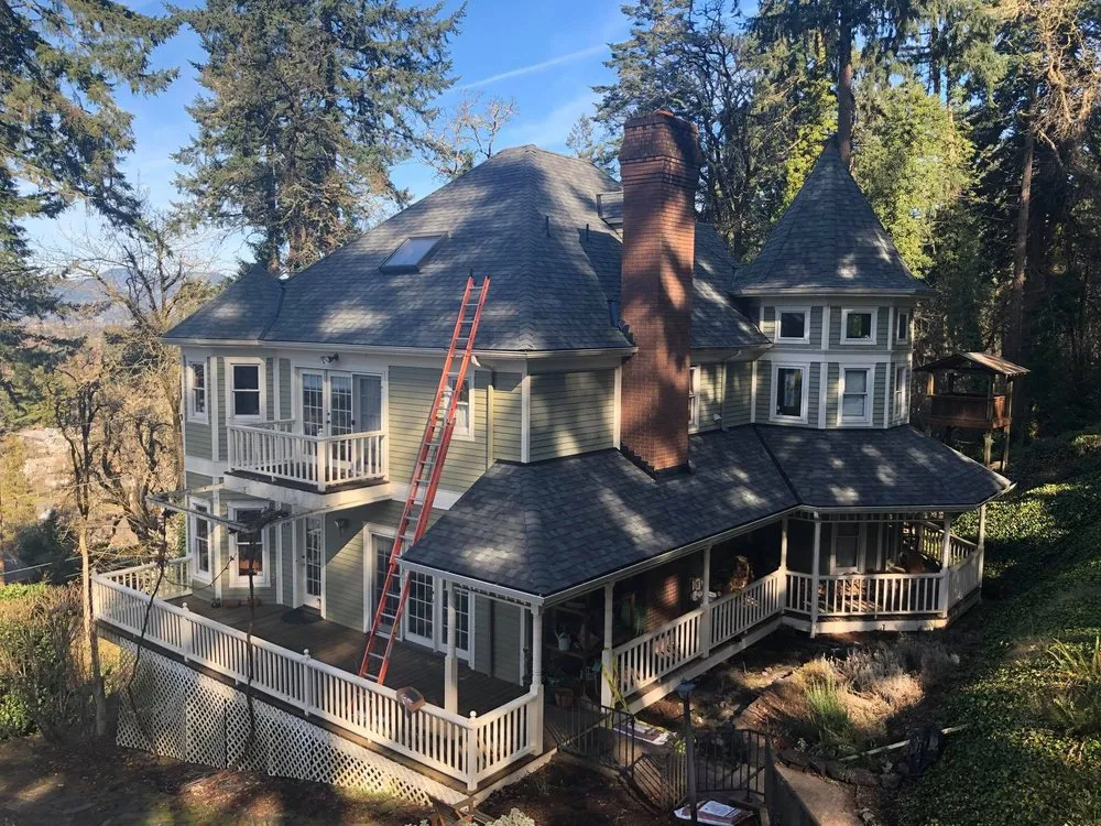 Slide of Five Star Exteriors