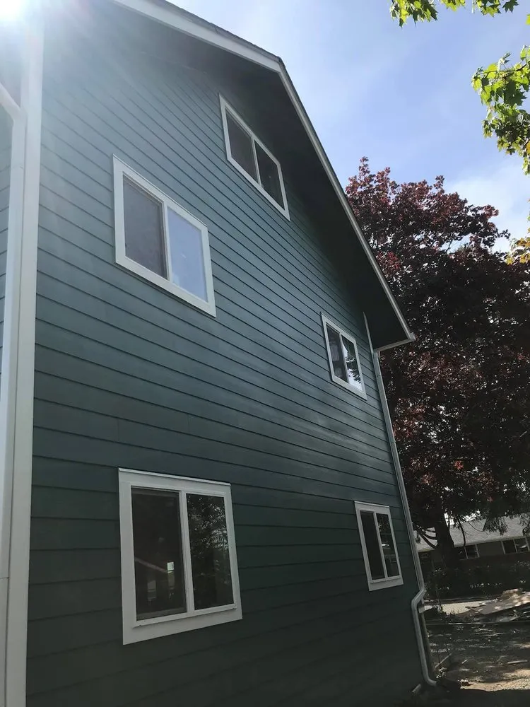 Slide of Five Star Exteriors