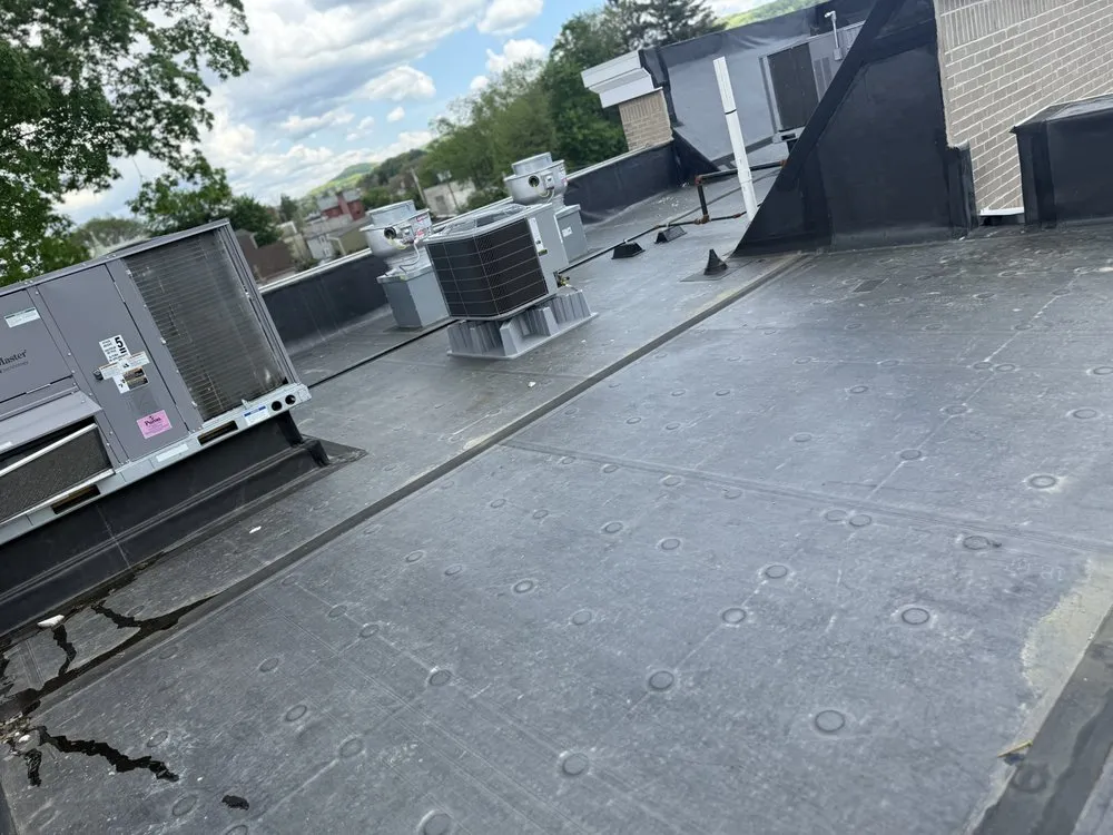 Local shingle roofing service in Cresco, PA - Five Star Homes