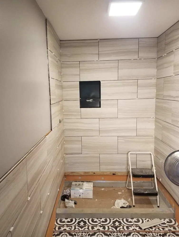 Slide of Five Star Improvements