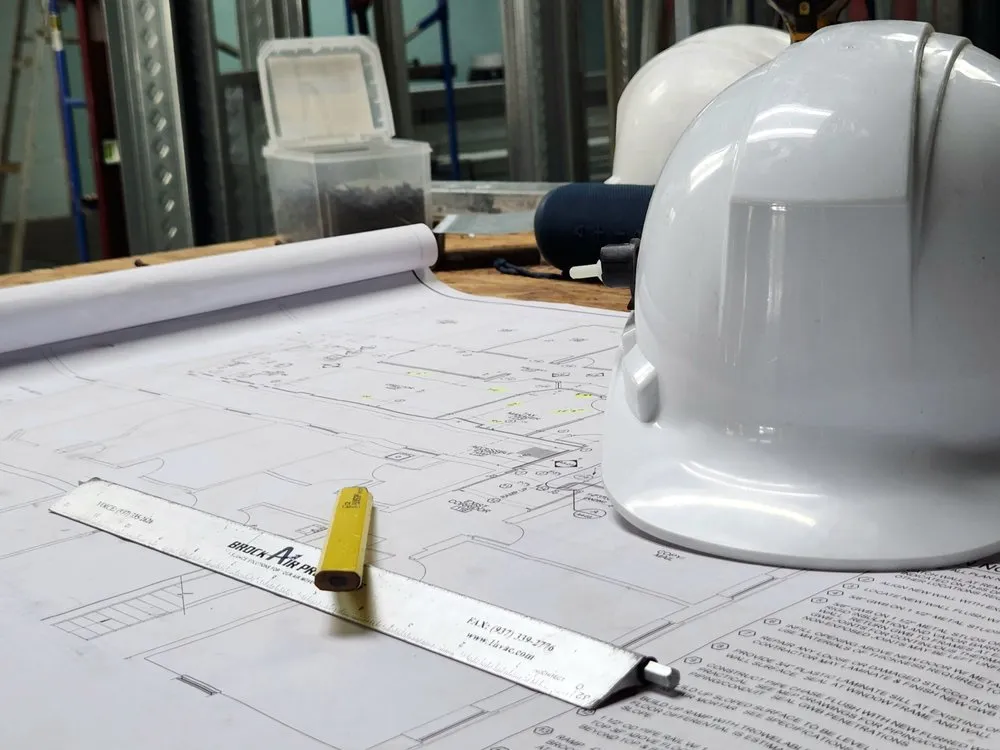 Slide of Five Star Maintenance & Construction