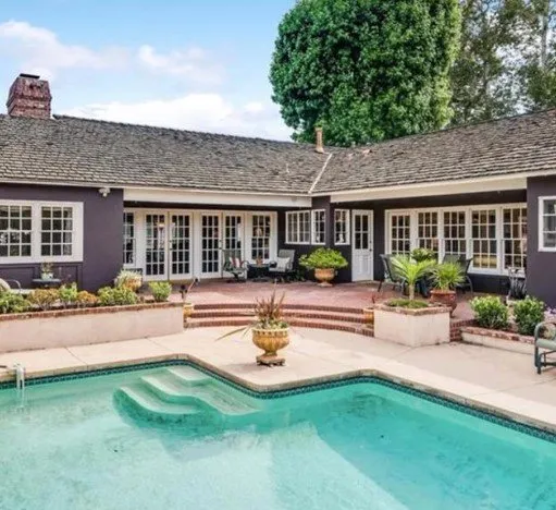 Slide of Five Star Painting & Roofing