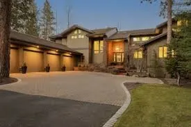 Slide of Five Star Painting of Bend