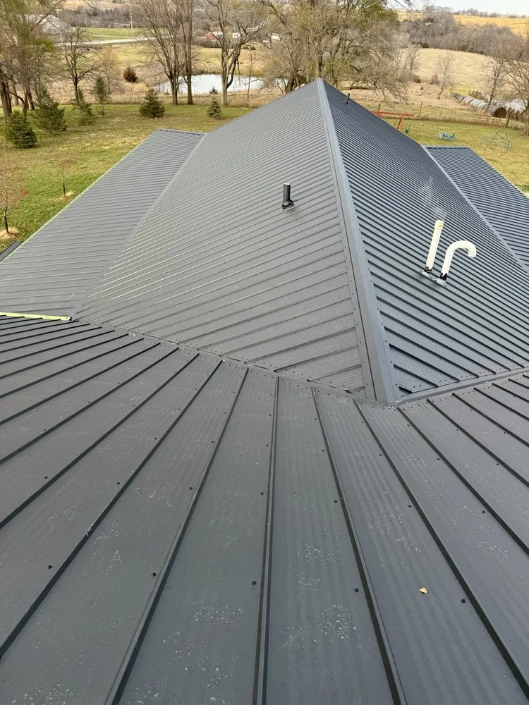 Licensed shingle roofing service for homes in Lorimor, IA by Five Star Quality Roofing