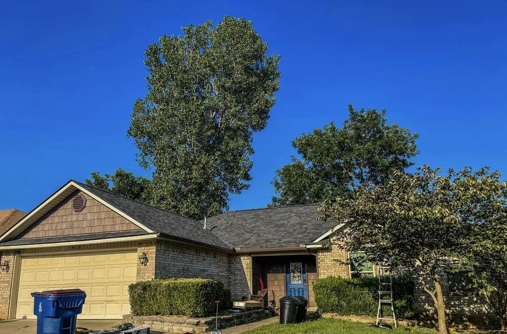 Slide of Five Star Roofing