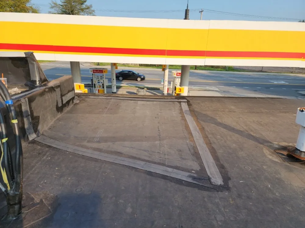 Slide of Five Star Roofing