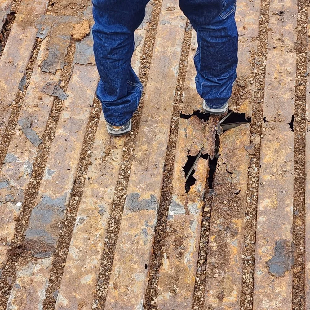 Slide of Five Star Roofing