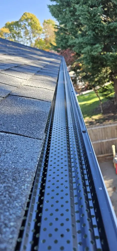 Slide of Five Stars Roofing