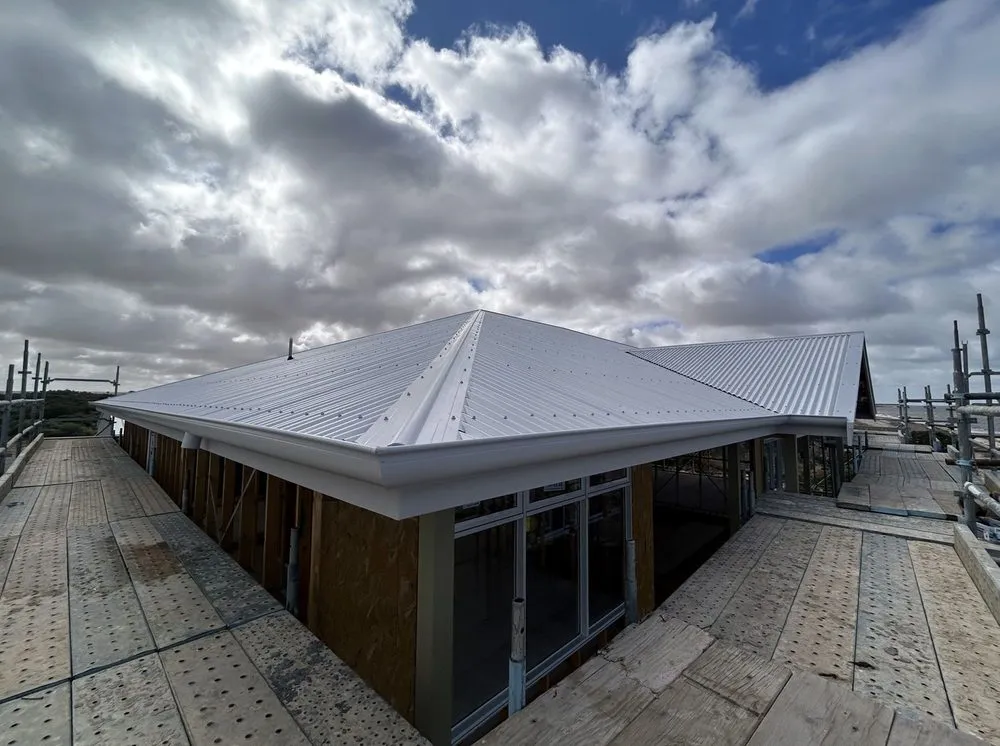 Slide of Flagami Roofing