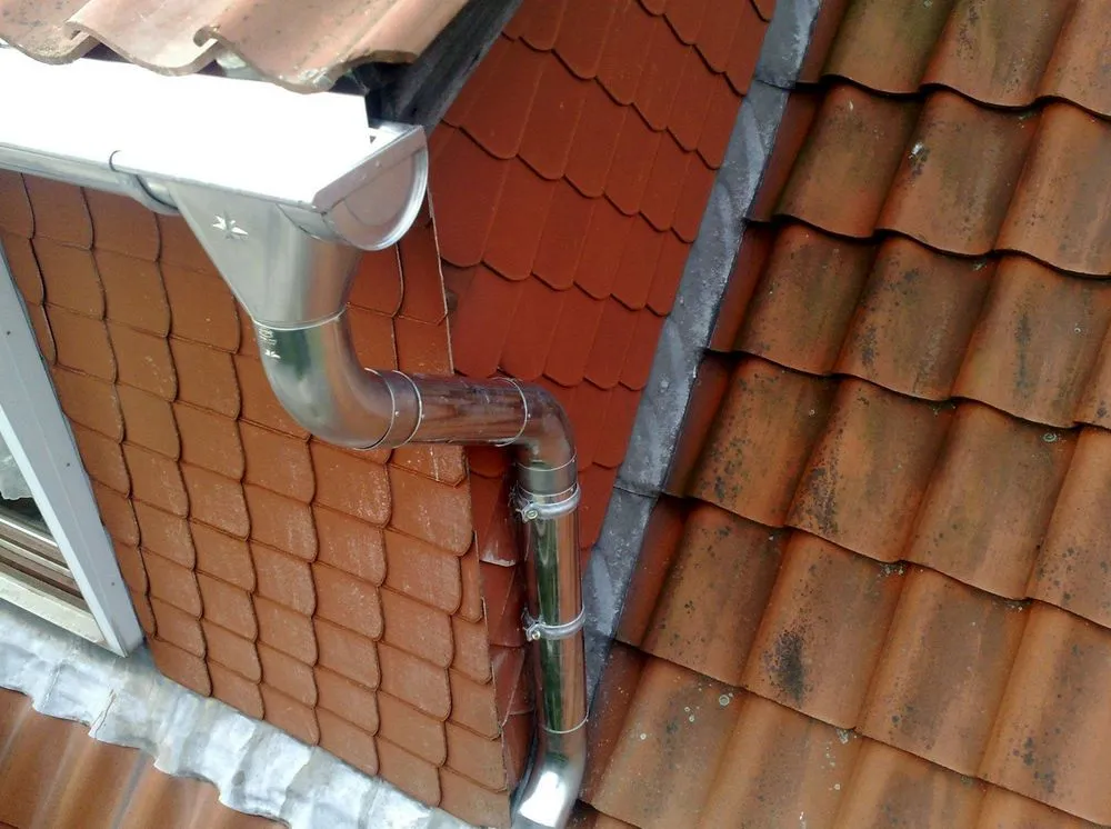 Slide of Flagami Roofing