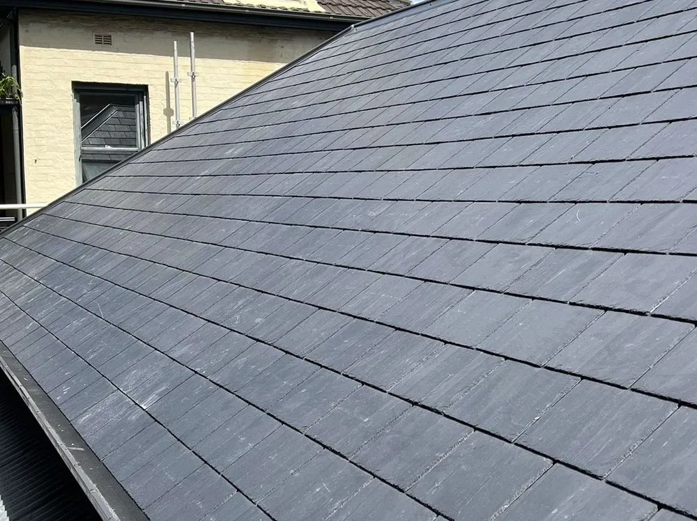 Slide of Flagami Roofing