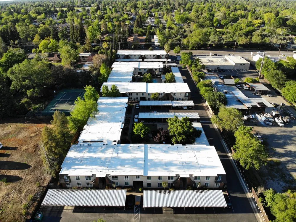 Slide of Flat Roof ProsFlat Roof Pros, Inc.