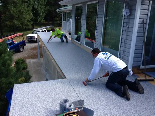 Flattop Roofing Logo