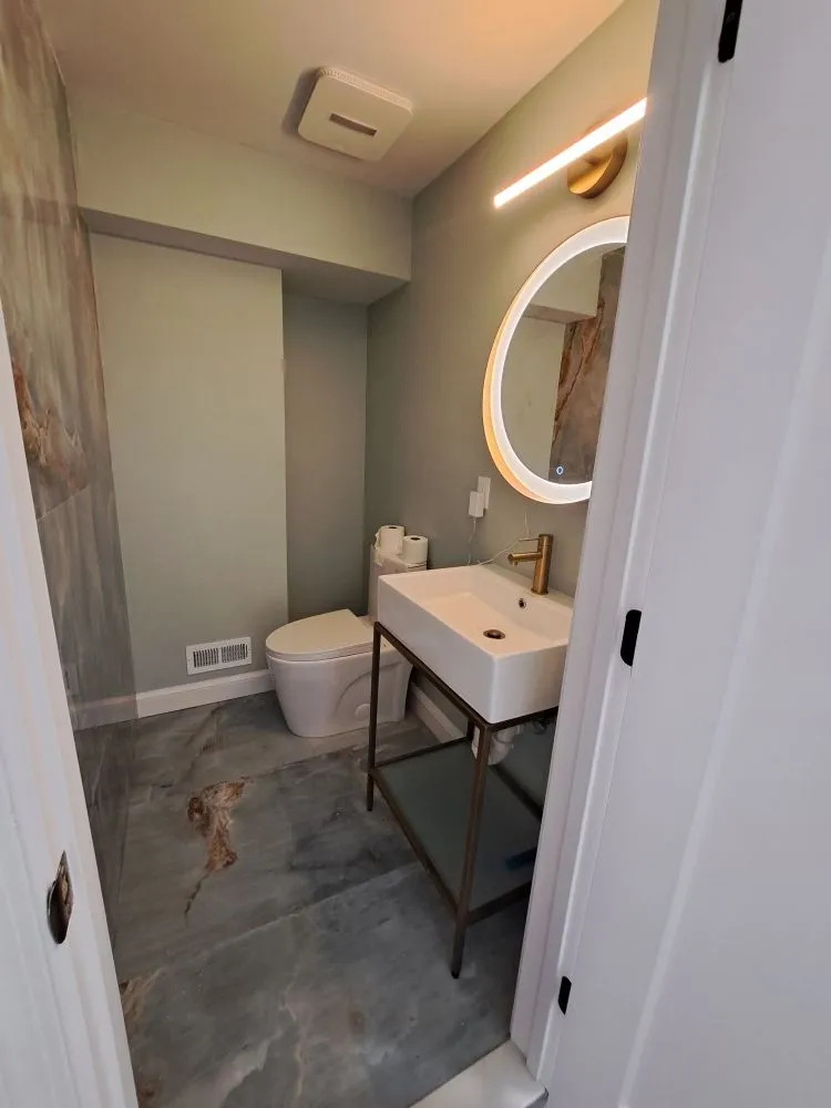 Slide of Fleetwood Garage Services & More