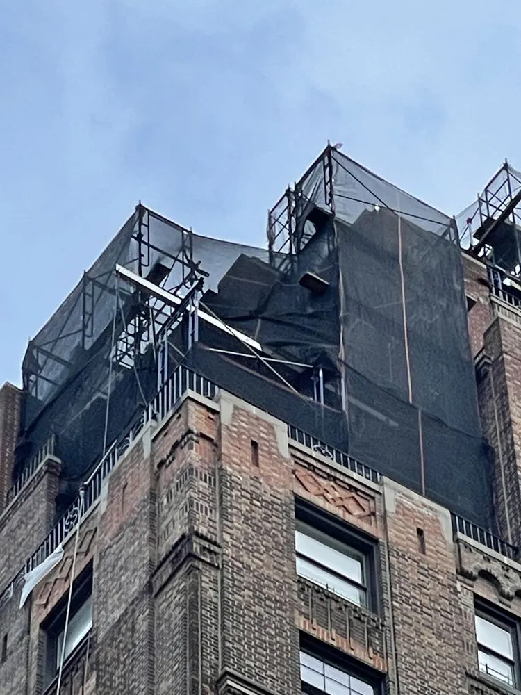 Slide of Flores Espinoza Construction