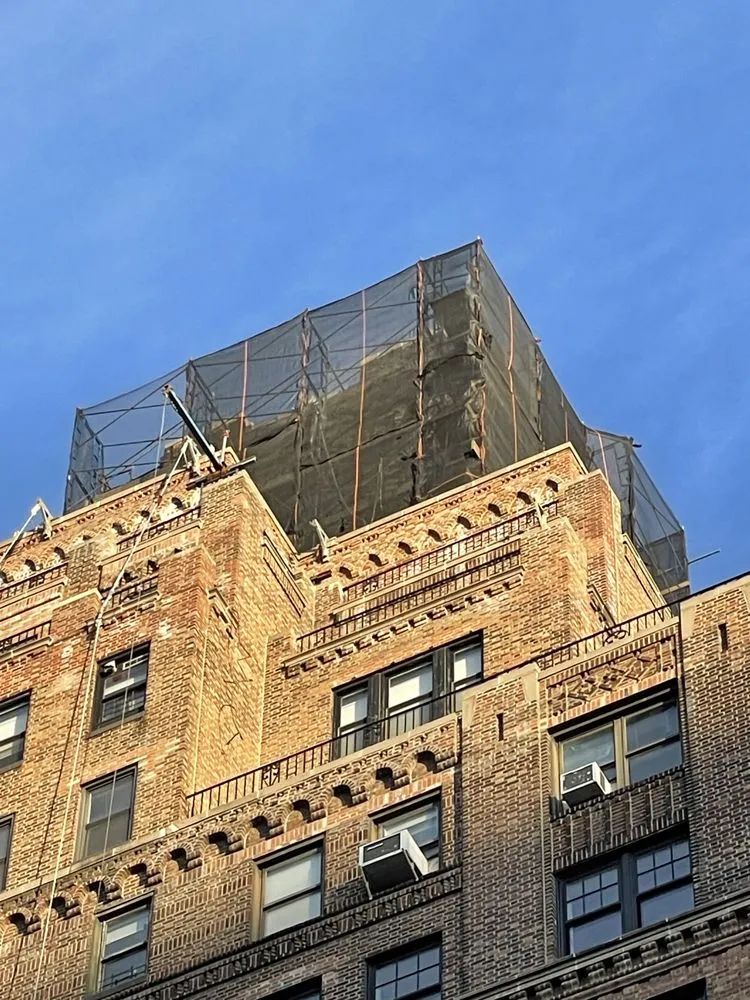 Slide of Flores Espinoza Construction